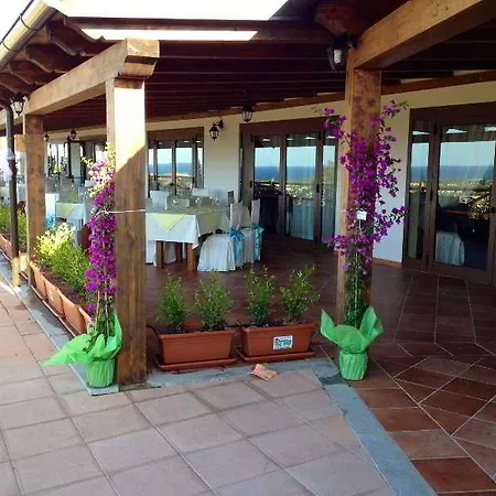 Hotel Pedra Ruja 3*
