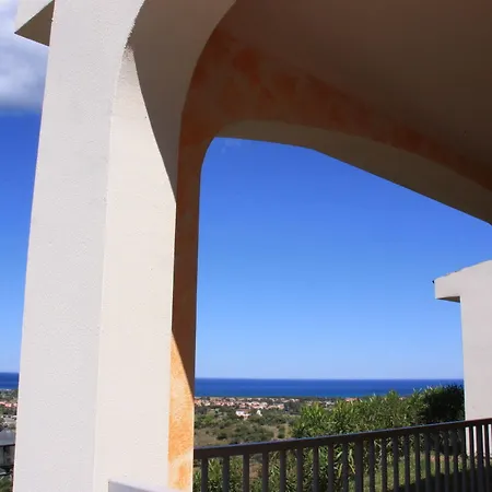 Hotel Pedra Ruja 3*