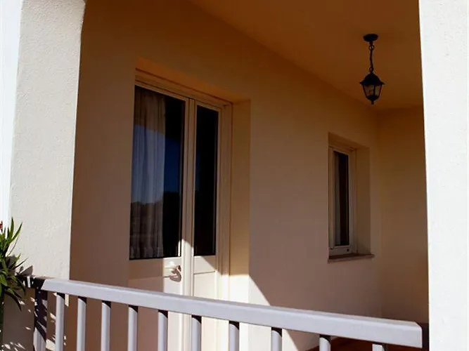 Pedra Ruja 3* Budoni